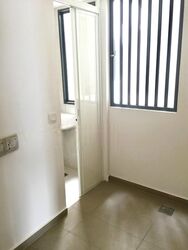 The Lakefront Residences (D22), Condominium #415225211